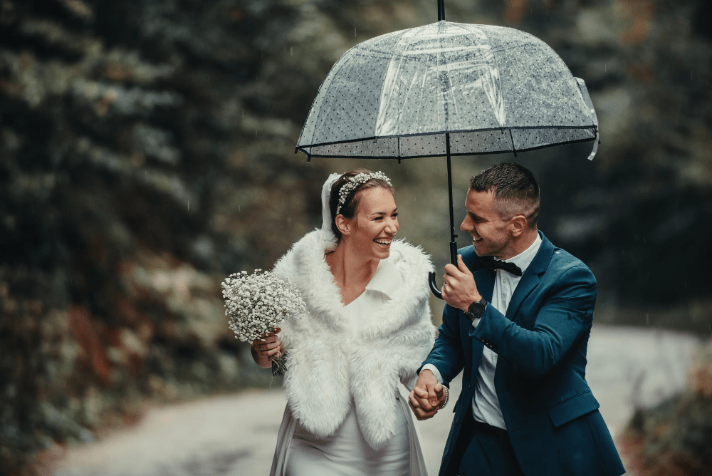 雨の日の結婚式